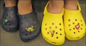 Kids_crocs_2